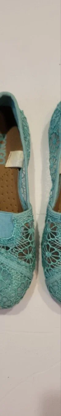 BONGO Women's Aqua Lace Slip-On Flats. Worn Once For Easter.